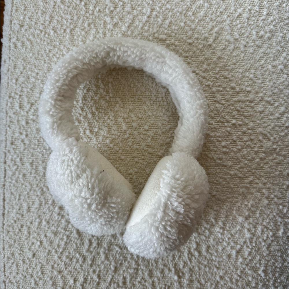 ALO White Plush Earmuffs NEVER WORN